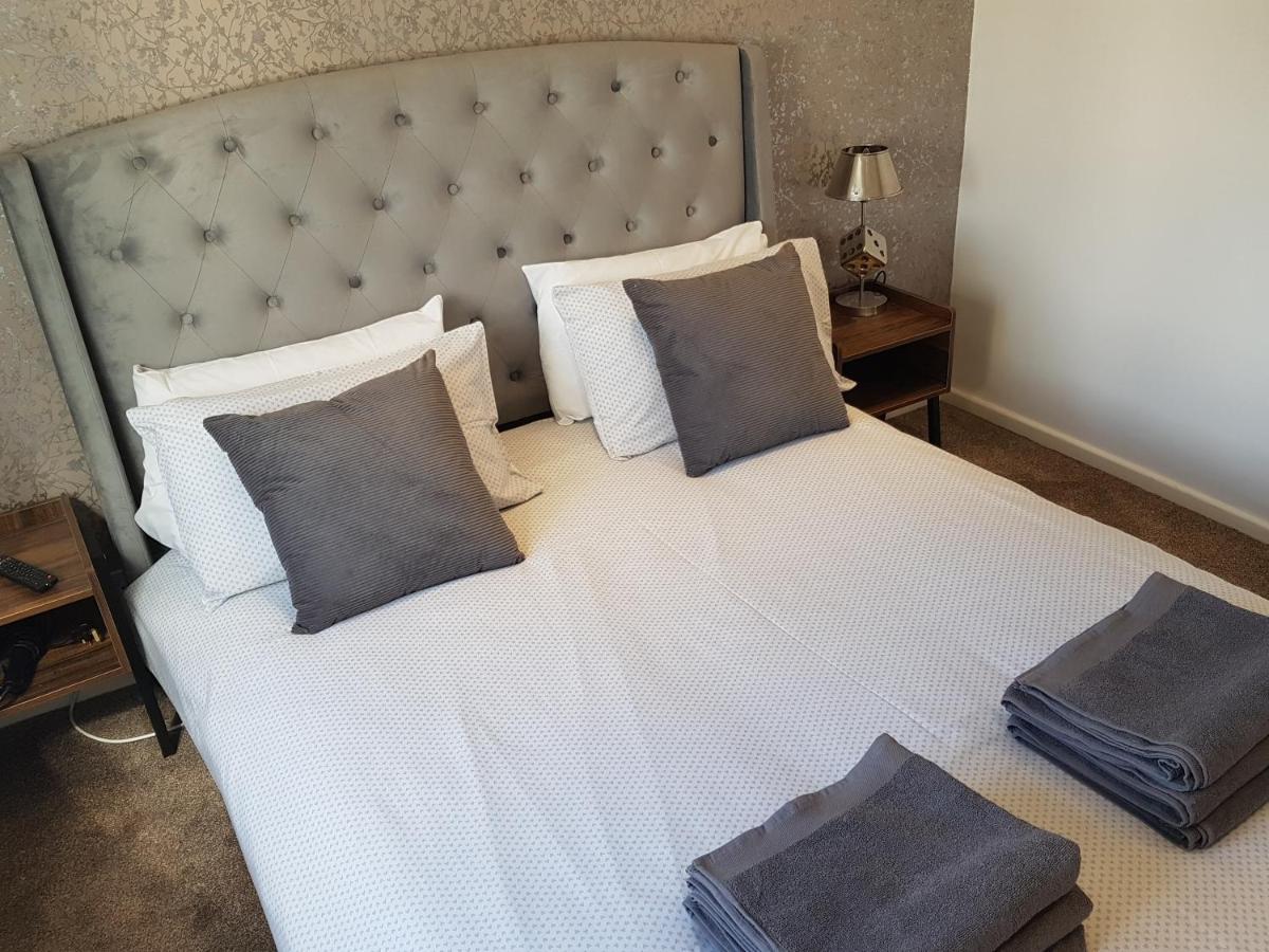 Bowness On Windermere, Lovely Apartment For 4 With Parking Bagian luar foto