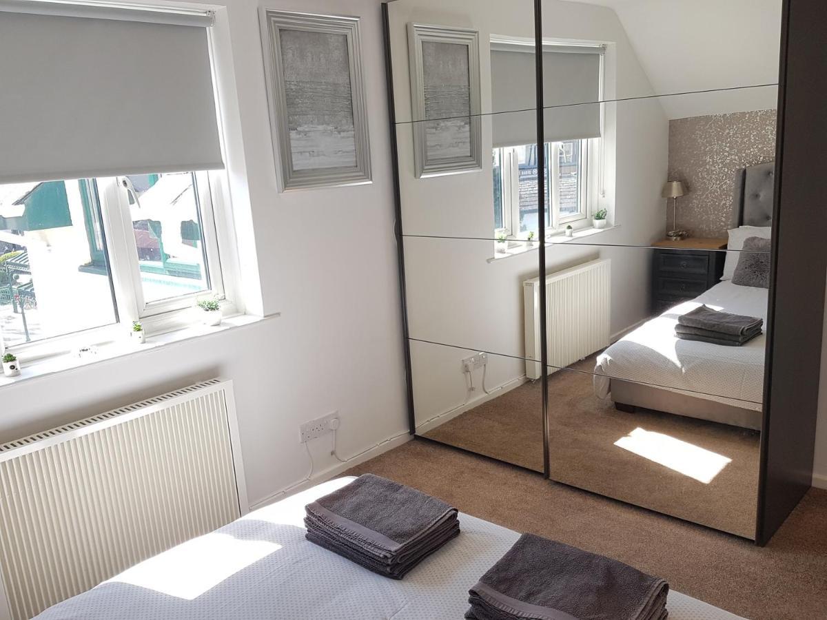 Bowness On Windermere, Lovely Apartment For 4 With Parking Bagian luar foto