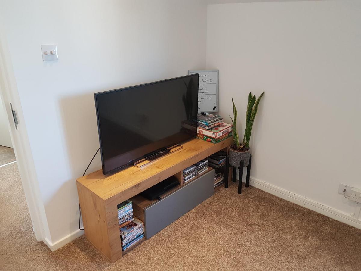 Bowness On Windermere, Lovely Apartment For 4 With Parking Bagian luar foto