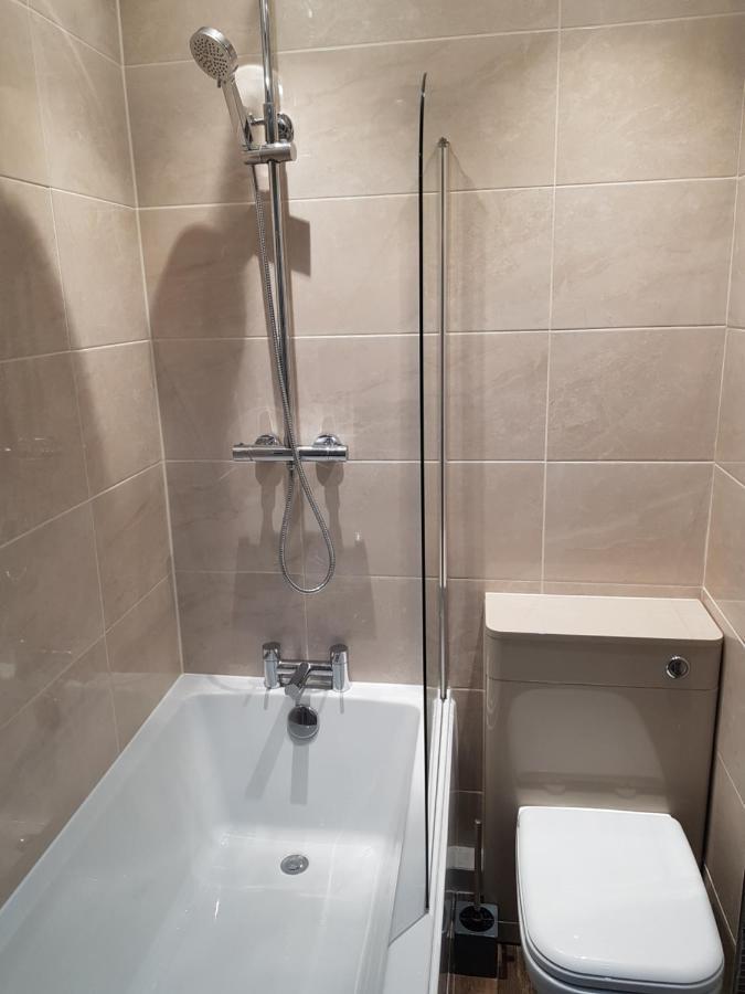 Bowness On Windermere, Lovely Apartment For 4 With Parking Bagian luar foto
